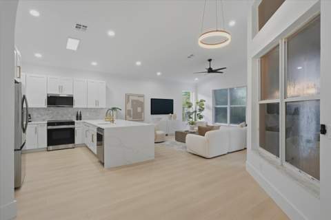 13106 Alhambra Lake Circle, Delray Beach FL - photo 7 of 43