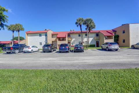 235 Golden River Drive, West Palm Beach FL - photo 13 of 27
