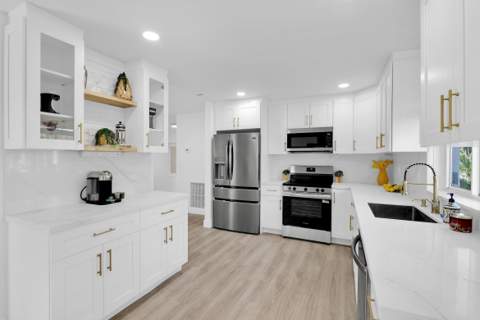 6068 Via Diana, Delray Beach FL - photo 10 of 36