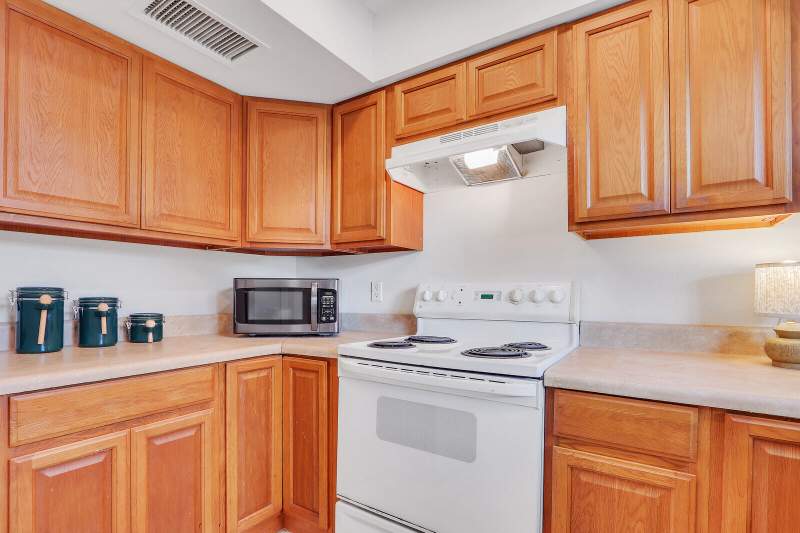 2 bedroom Single Family Residence at 5806 SE Wilsie Drive, Dixie Park Addition, Stuart — photo 4