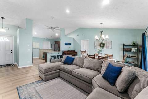 4141 SE Peppertree Street, Stuart FL - photo 6 of 29