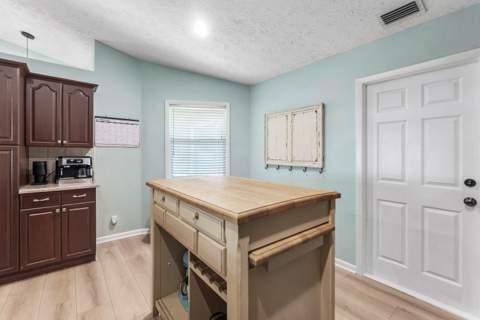 4141 SE Peppertree Street, Stuart FL - photo 11 of 29
