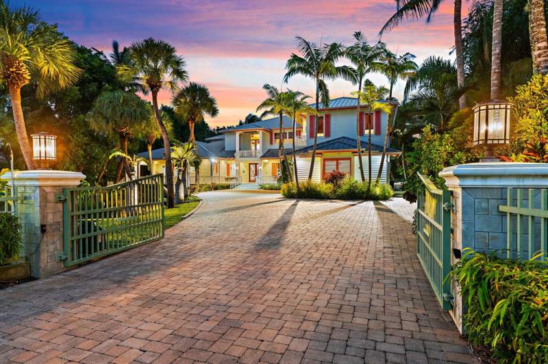 5 bedroom Single Family Residence at 13188 Flamingo Terrace, Intracoastal Park, Palm Beach Gardens — photo 2