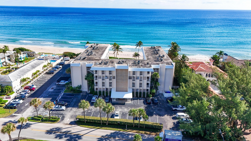 1 bedroom Condominium at 3851 N Ocean Boulevard #1120, Gulfstream Shores Condo, Gulf Stream — photo 2