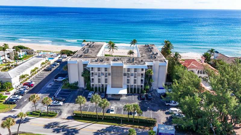 1 bedroom Condominium at 3851 N Ocean Boulevard #1120, Gulfstream Shores Condo, Gulf Stream — photo 1