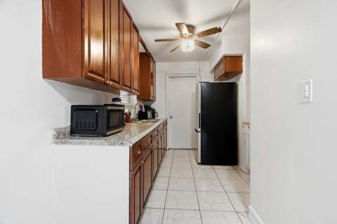 2121 NW 63rd Avenue, Sunrise FL - photo 9 of 33
