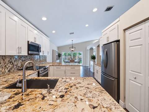 6277 Barton Creek Court, Lake Worth FL - photo 9 of 43