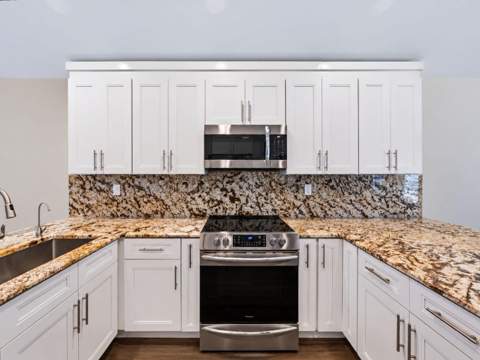 6277 Barton Creek Court, Lake Worth FL - photo 7 of 43