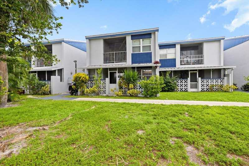 2 bedroom Condominium at 2075 NW 46th Avenue #I102, Newport, Lauderhill — photo 1
