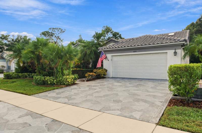 3 bedroom Single Family Residence at 8291 Lake Cypress Road, Cypress Woods 2, Lake Worth — photo 2