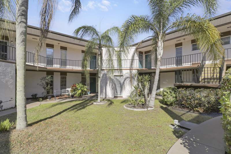 2 bedroom Condominium at 7 Greenway Village #203, Greenway Village North Condo 2, Royal Palm Beach — photo 4