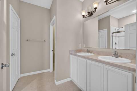 5395 NW Pine Trail Circle, Port St. Lucie FL - photo 19 of 38