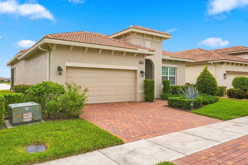 3 bedroom Single Family Residence at 8857 SW Montova Way, PGA Verano, Port St. Lucie — photo 5