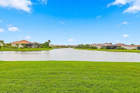 8857 SW Montova Way, Port St. Lucie FL - photo 7 of 29