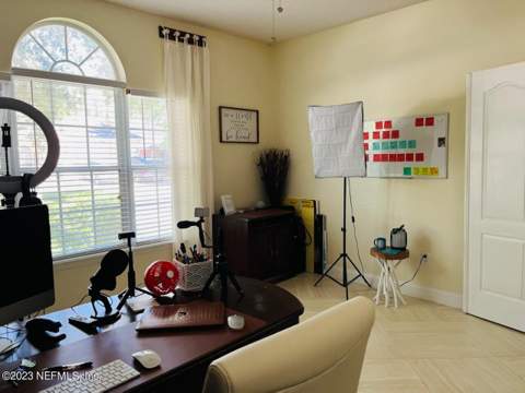 3139 Wandering Oaks Drive, Orange Park FL - photo 9 of 31