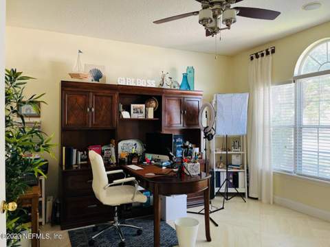 3139 Wandering Oaks Drive, Orange Park FL - photo 8 of 31