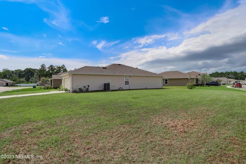 3 bedroom Single Family Residence at 8521 Lake George Circle, Lakes At Woodlawn, Macclenny — photo 3