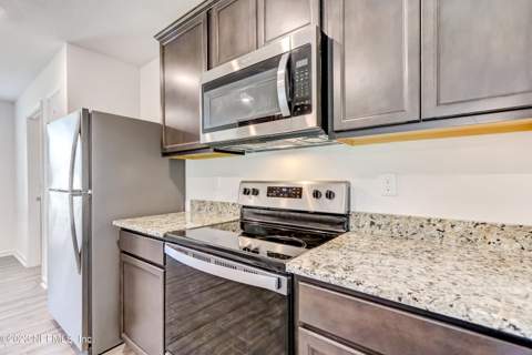 8521 Lake George Circle, Macclenny FL - photo 12 of 31