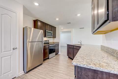 8521 Lake George Circle, Macclenny FL - photo 14 of 31