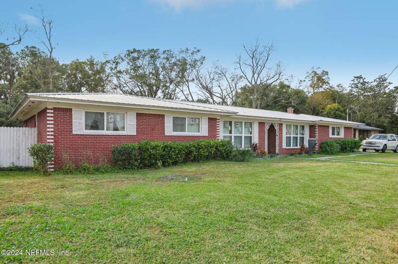 5 bedroom Single Family Residence at 5816 Moncrief Road, Pickett Sibbald Gra, Jacksonville — photo 3