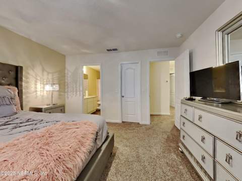 245 Aralia Lane, Jacksonville FL - photo 7 of 13