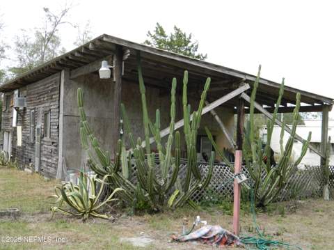 250 Old Hwy 17, Pomona Park FL - photo 8 of 63