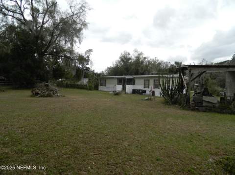 250 Old Hwy 17, Pomona Park FL - photo 13 of 63