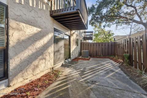 5400 La Moya Avenue #24, Jacksonville FL - photo 7 of 34