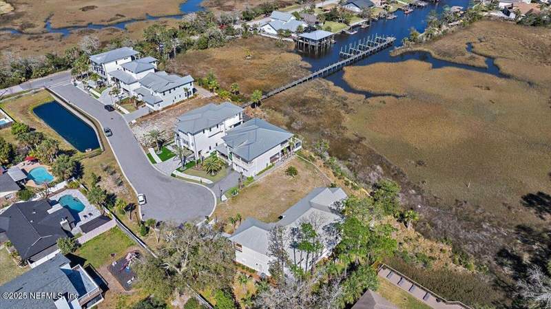 5 bedroom Single Family Residence at 4137 Sunrise Cove Way, Cove at Isle of Palms, Jacksonville — photo 2