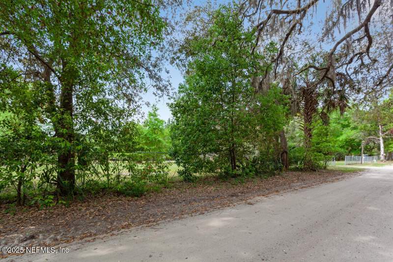 2 bedroom Single Family Residence at 1017 Old Gainesville Highway, Twin Lakes, Interlachen — photo 3