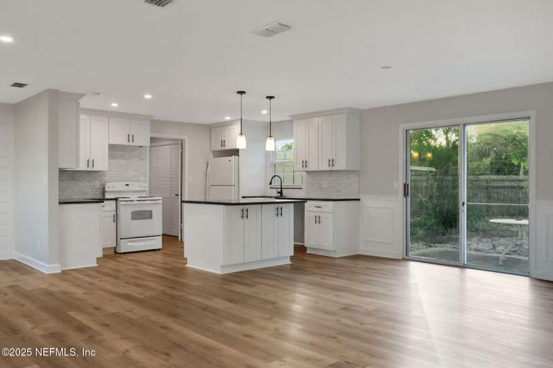 3 bedroom Single Family Residence at 541 Coppitt Drive, Bellair, Orange Park — photo 5