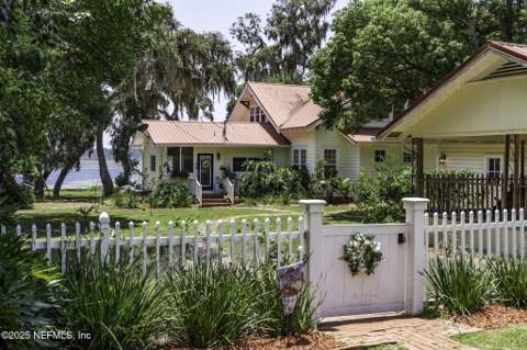 561 SE Lakeview Drive, Keystone Heights FL - photo 6 of 6