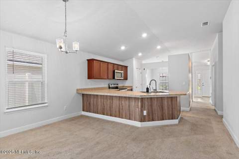 8088 Belsay Circle, Jacksonville FL - photo 14 of 22