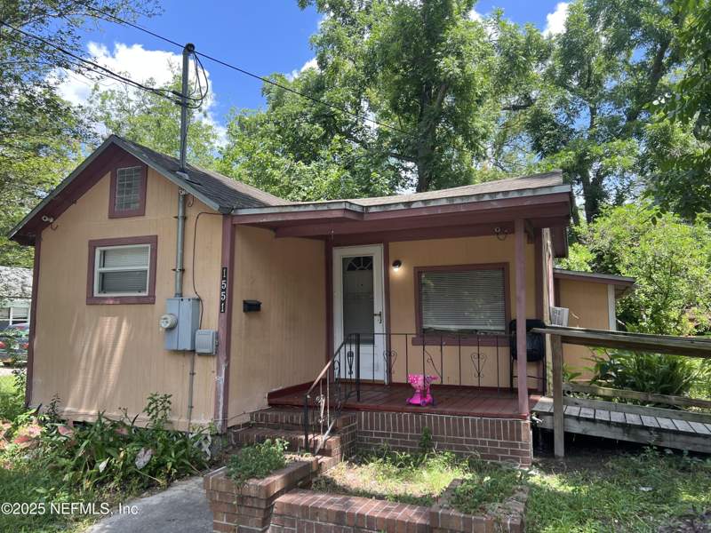 2 bedroom Single Family Residence at 1551 W 32nd Street, Moncrief Park, Jacksonville — photo 2
