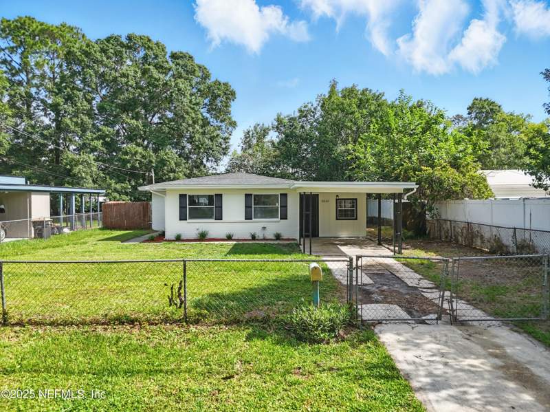 2 bedroom Single Family Residence at 5033 Lexington Avenue, Cedar Springs, Jacksonville — photo 4