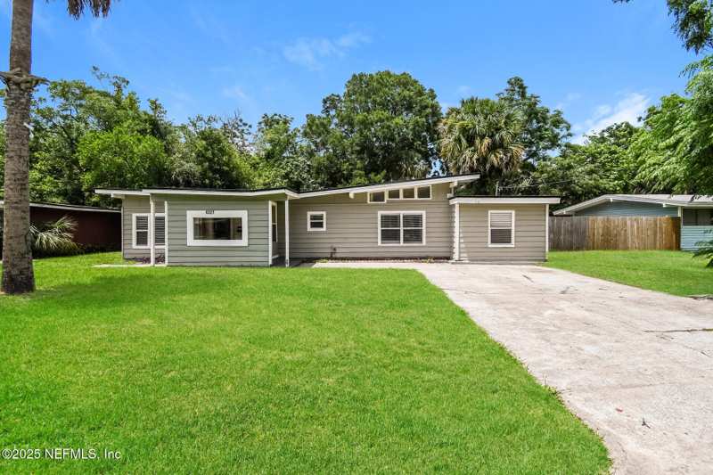 3 bedroom Single Family Residence at 6327 Elise Drive, Arlington Hills, Jacksonville — photo 1