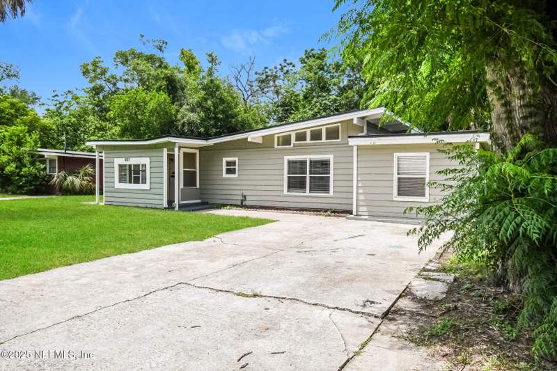 3 bedroom Single Family Residence at 6327 Elise Drive, Arlington Hills, Jacksonville — photo 3