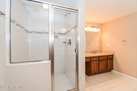 6327 Elise Drive, Jacksonville FL - photo 12 of 21