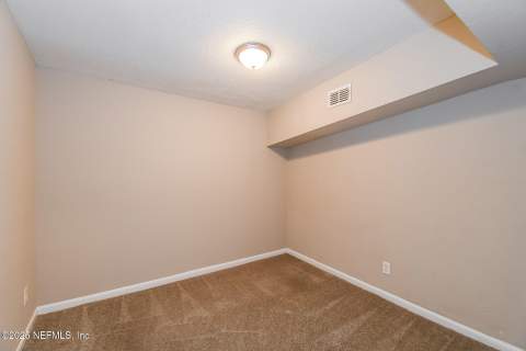6327 Elise Drive, Jacksonville FL - photo 14 of 21