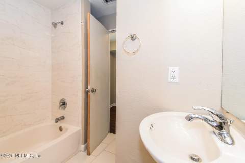 6327 Elise Drive, Jacksonville FL - photo 18 of 21
