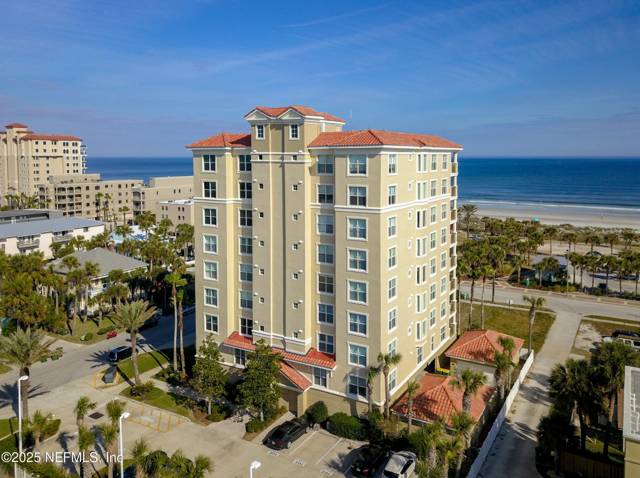 112 5TH Avenue #402