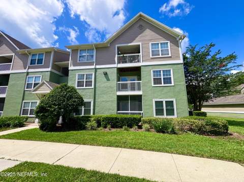 7701 Timberlin Park Boulevard #322, Jacksonville FL - photo 6 of 31