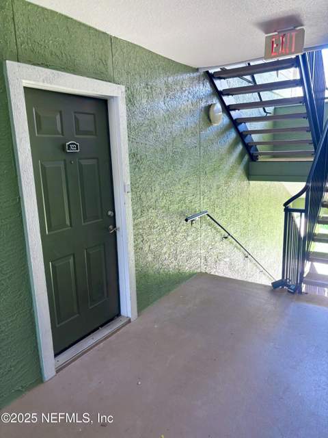 7701 Timberlin Park Boulevard #322, Jacksonville FL - photo 8 of 31