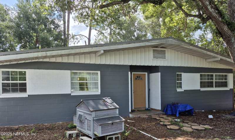 3 bedroom Single Family Residence at 282 Byrd Road, Crescent City, Crescent City — photo 1