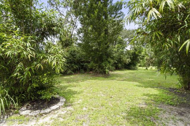 Deerfield Lakes Cond