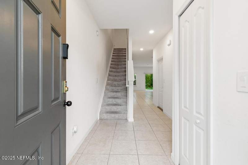 3 bedroom Townhouse at 814 Bent Baum Road, Bent Tree, Jacksonville — photo 4