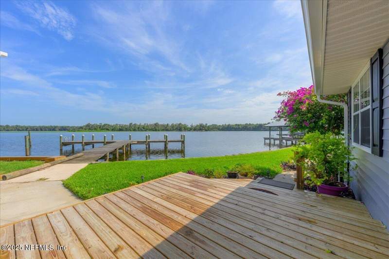 3 bedroom Single Family Residence at 164 Moonlite Drive, Sportsman Harbor 2, Welaka — photo 4