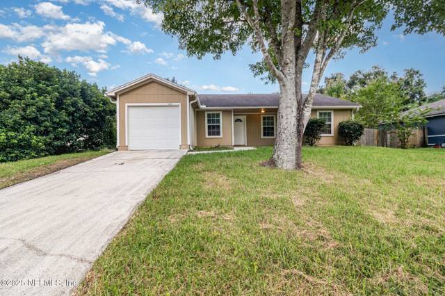 1605 TWIN OAK Lane