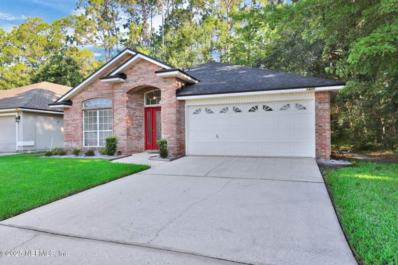 3 bedroom Single Family Residence at 1477 Greenway Place, Fleming Island Plantation, Fleming Island — photo 4