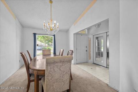 9125 Camshire Drive, Jacksonville FL - photo 10 of 29